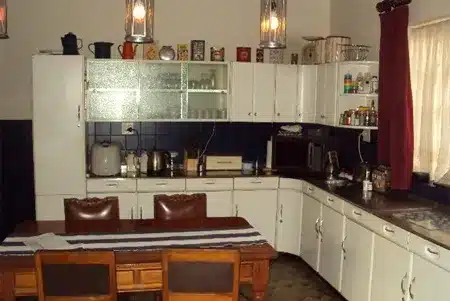 Kitchen before renovation